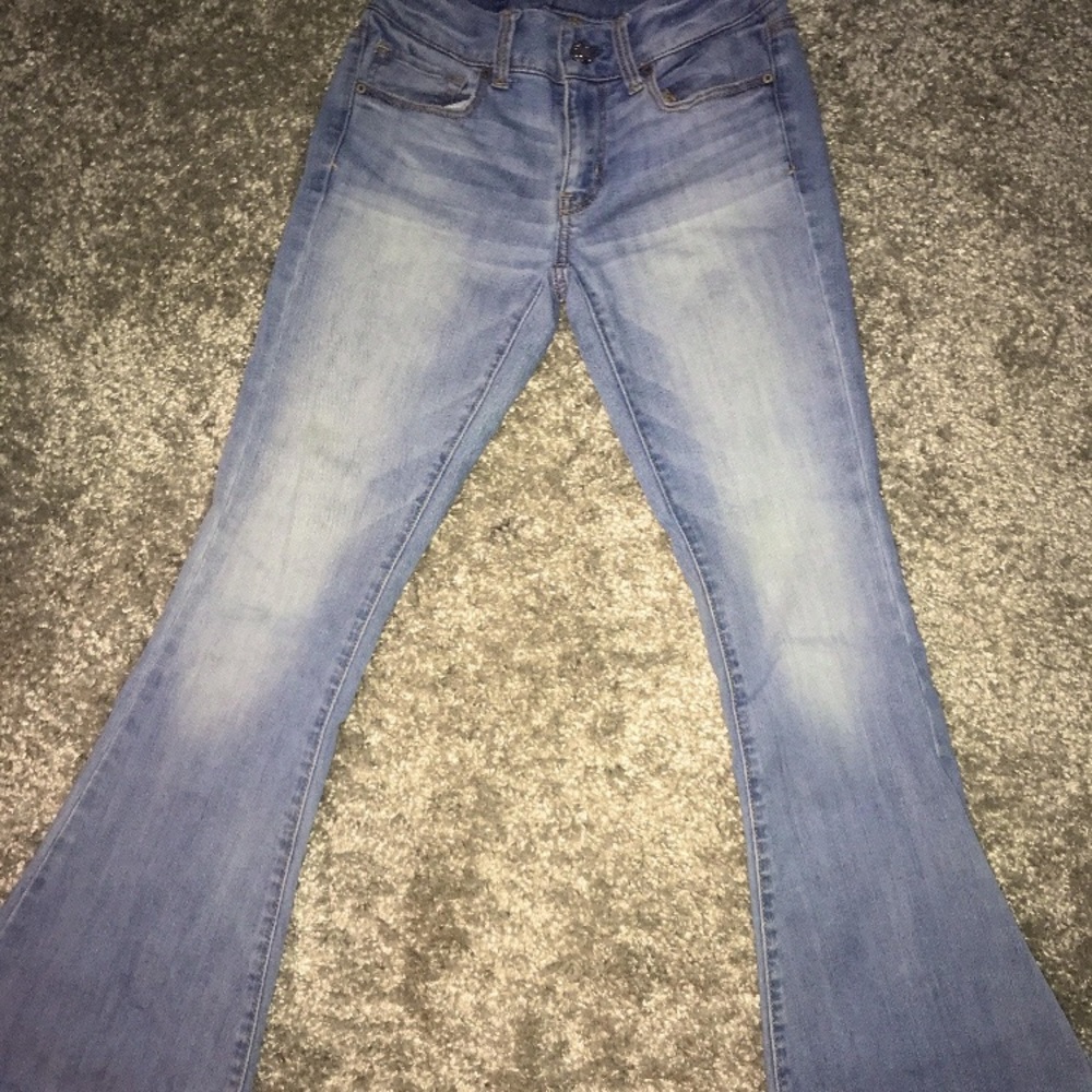 SOLD // 🌾American Eagle Boho Flare Jeans🌾